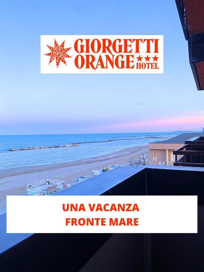 Giorgetti Orange 3*